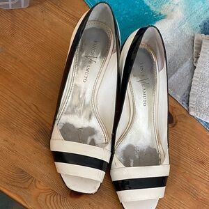 Vince Camuto Black and Cream Heels